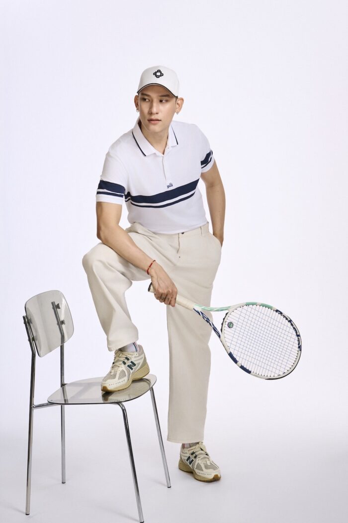 KP057 ao Polo nam PILI phoi soc ngang mau trang soc xanh navy
