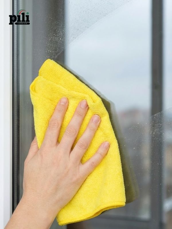 ung dung vai microfiber trong do ve sinh