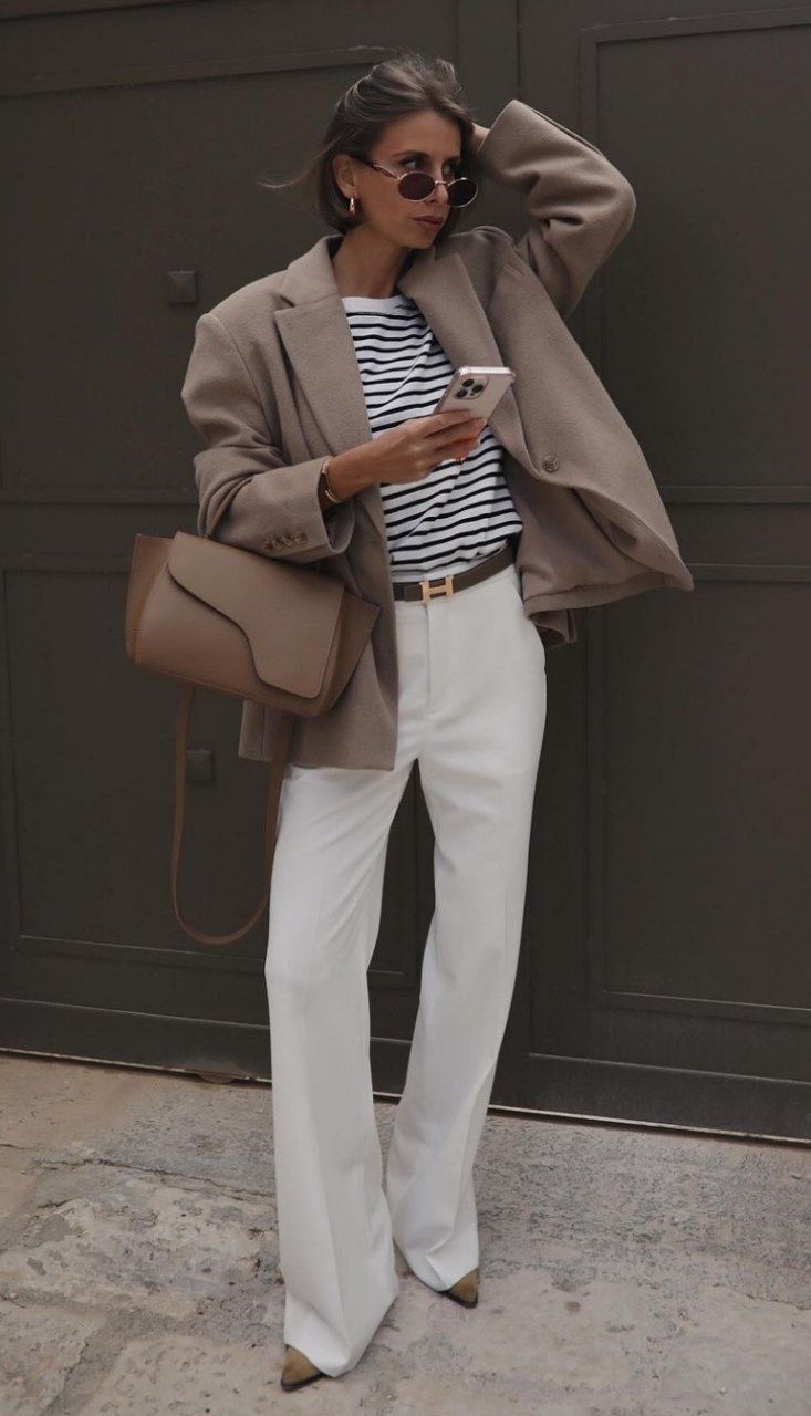 quần trắng phối với áo gì sang trọng