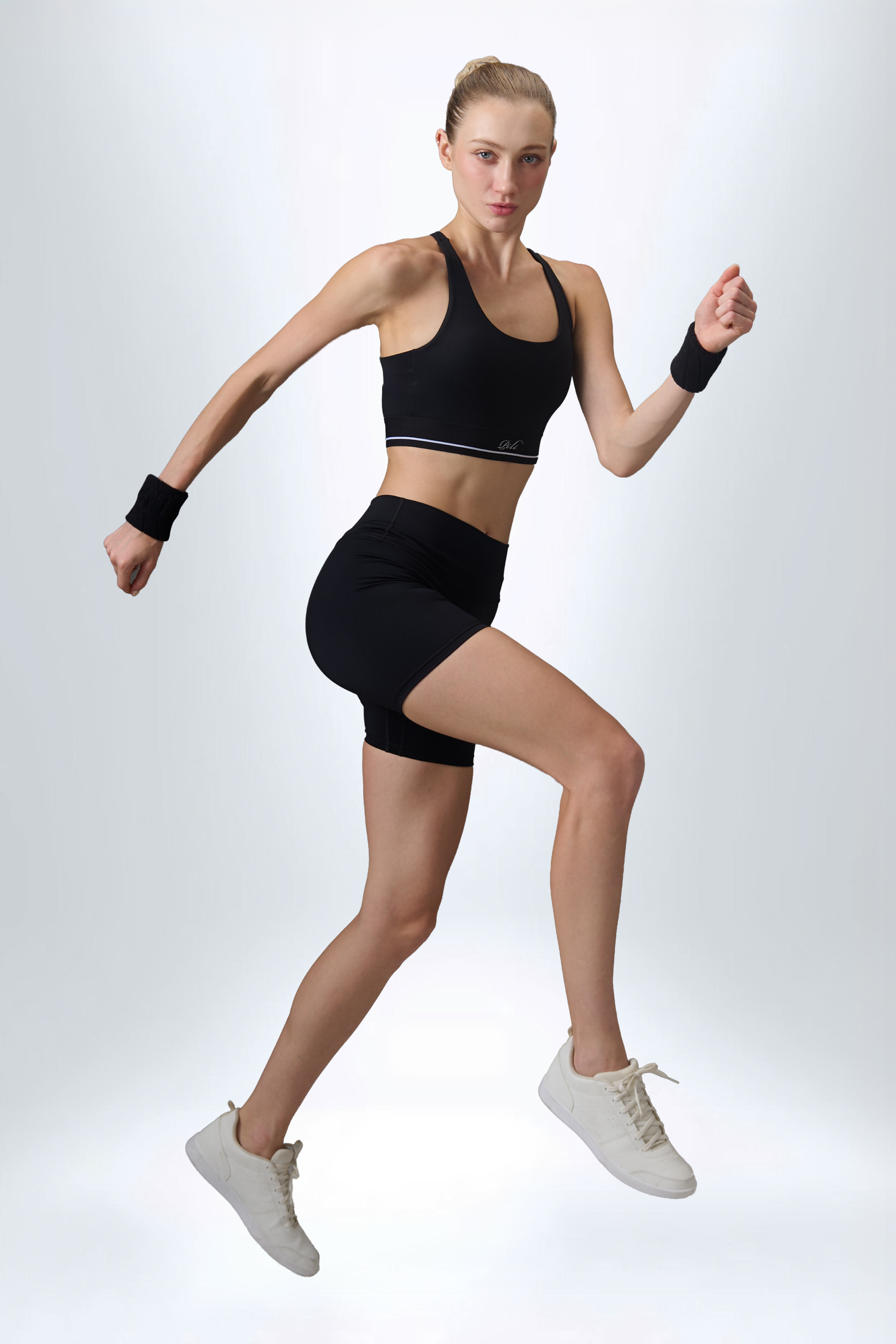 ao-nguc-the-thao-nu quần legging ngắn
