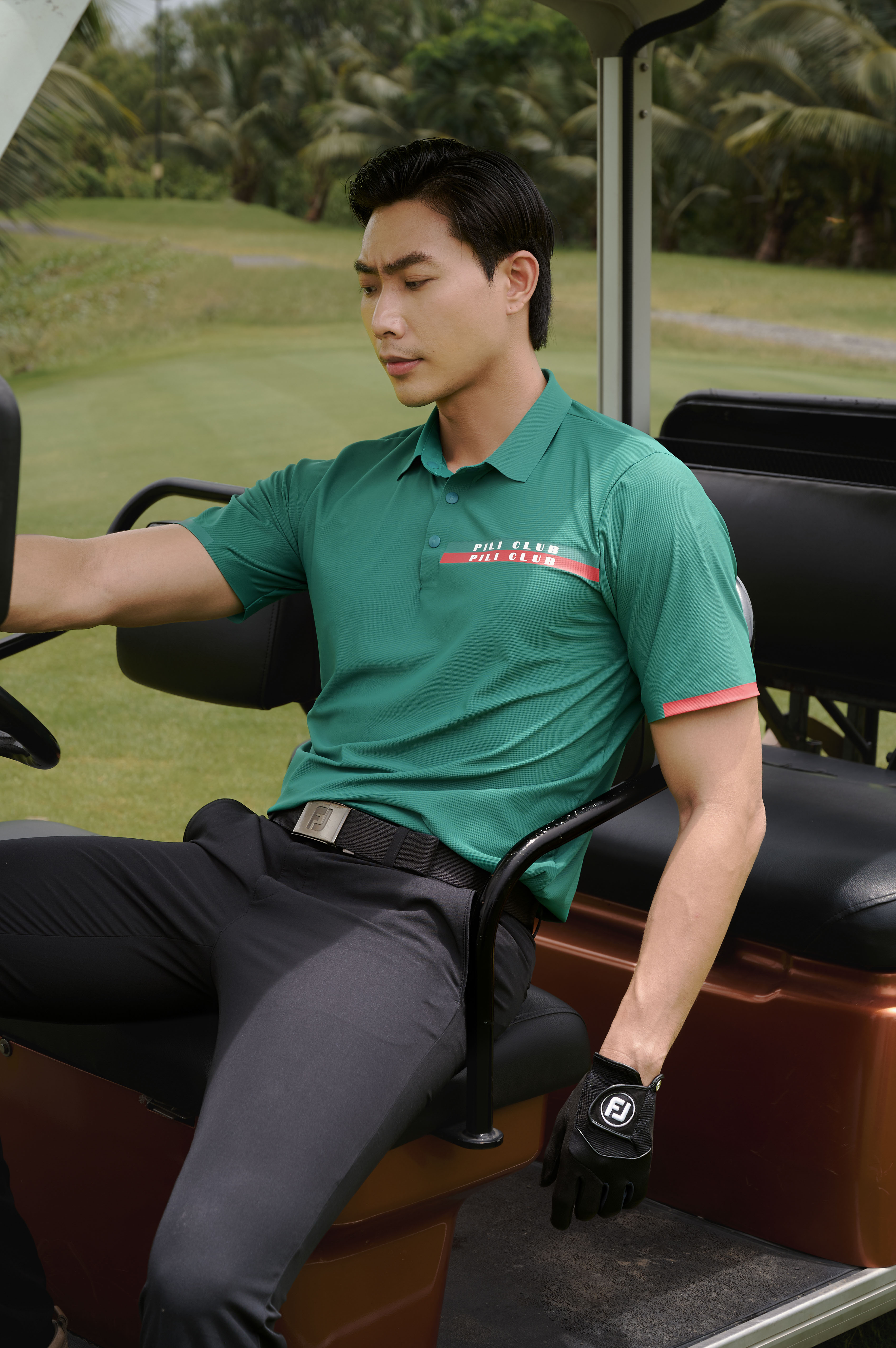 Bí Quyết Chọn Áo Polo Nam Hàng Hiệu Mặc Đi Làm Vừa Lịch Sự Vừa Thoải Mái ao polo phoi soc pili club activewear