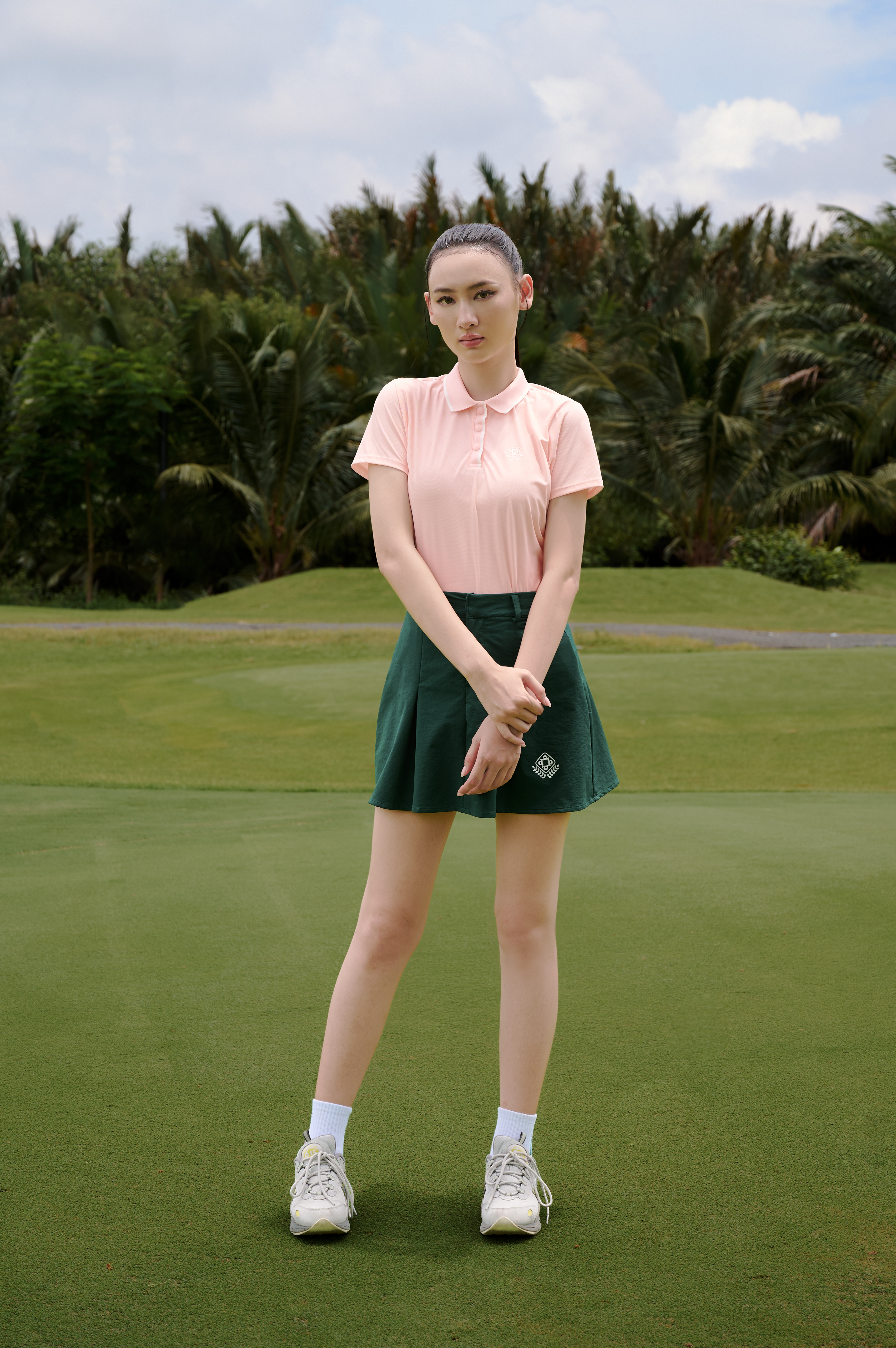 Top 10 Mẫu Áo Thun Polo Đồng Phục Công Ty Sang Trọng, Chuyên Nghiệp 2026 chan vay golf danh cho nu